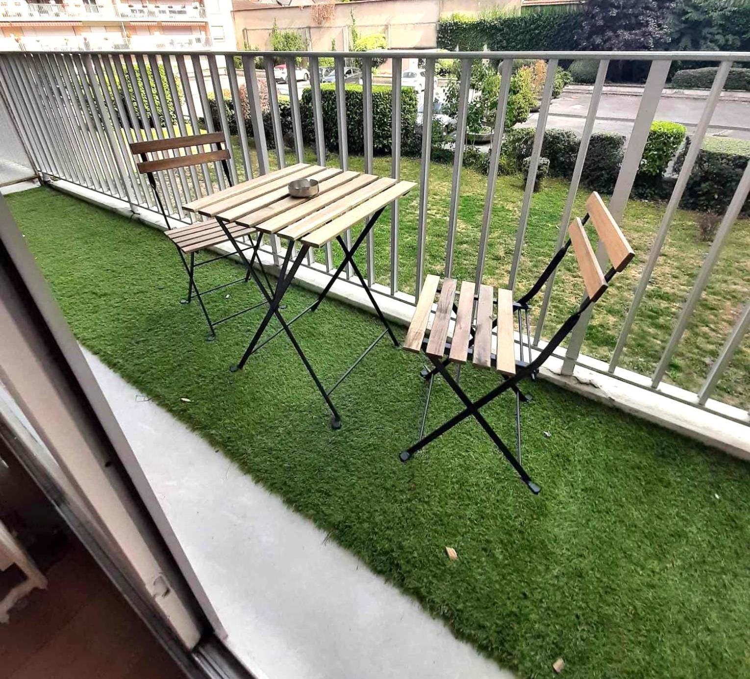 Ferienwohnung Au Havre Des Sacres - Balcon - Proximite Centre Reims Exterior foto